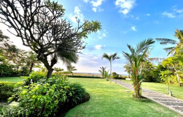 5 Bedroom Villa for Sale in Lovina Beachfront!