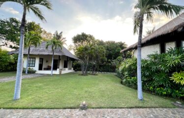 5 Bedroom Villa for Sale in Lovina Beachfront!