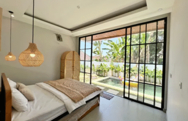 VILLA MENAWAN DI CEPAKA DEKAT KAWASAN PARIWISATA PERERENAN BALI