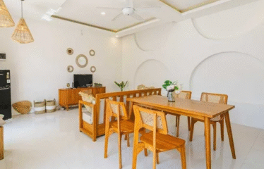 Vila Mediterania yang Memukau di Berawa, Canggu – 2Km dr Pantai